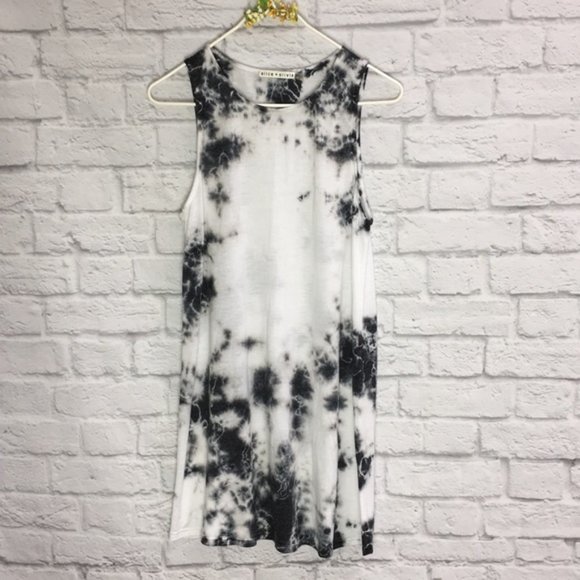 Alice + Olivia Dresses & Skirts - Alice + Olivia Bryanna Tie Dye Tank Dress